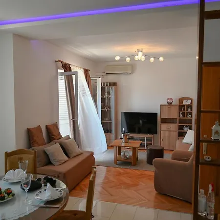 Damir Apartmán Trogir