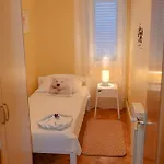 Апартаменти Damir